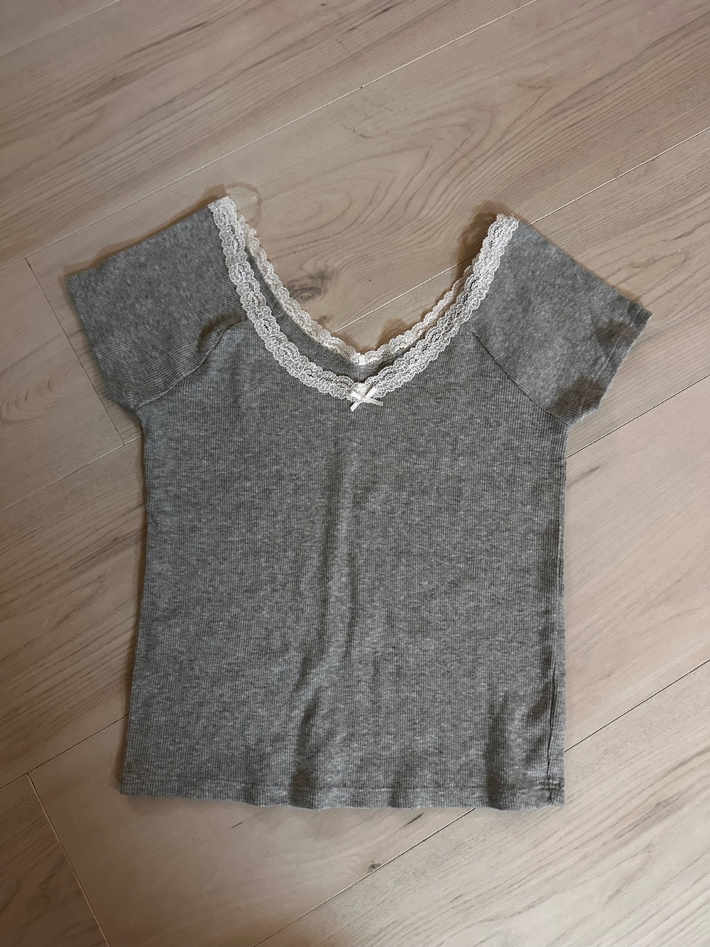 Aeropostale Tee Shirt Size Small 0531